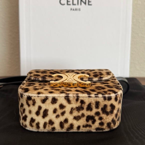 ❌SOLD❌CELINE Limited Edition Leopard Print Velvet Mini Claude Crossbody Bag - Picture 5 of 6